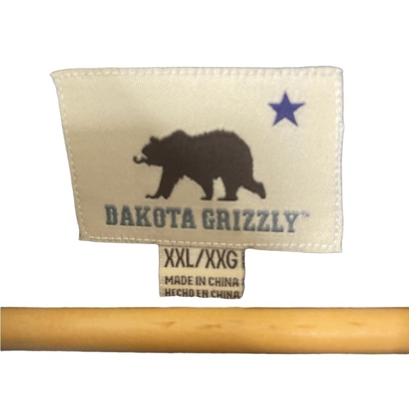 Dakota Grizzly XXL Men’s Plaid Button Up short sleeve double pocket active wear - Picture 3 of 7